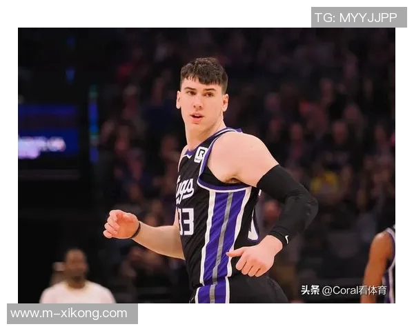 小尼克史密斯回顾湖人媒体日盛况与黄蜂时的鲜明对比