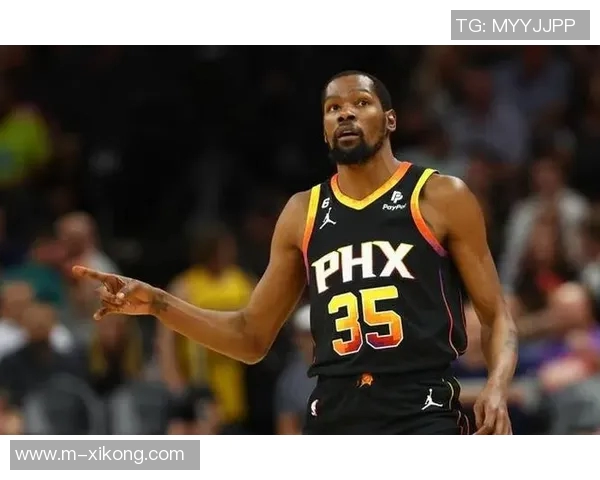 费尔顿称赞约基奇为现役最佳杜兰特巅峰期则是无可争议的进攻王 费尔顿称赞约基奇为现役最佳杜兰特巅峰期则是无可争议的进攻王