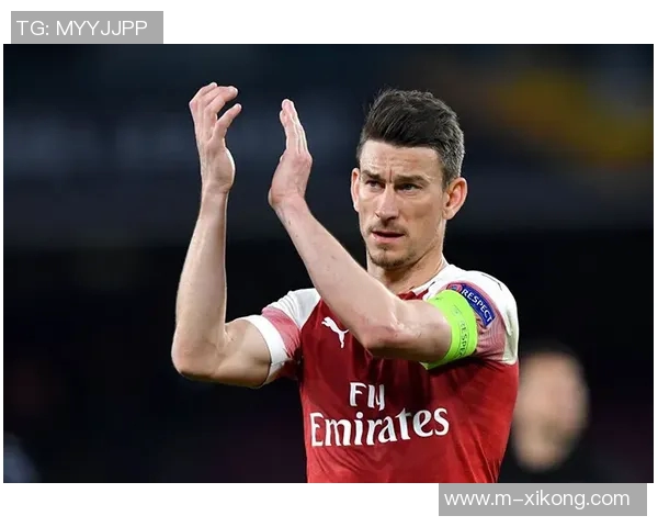 阿森纳海报热身欧冠战奥林匹亚科斯拉亚成为焦点明星