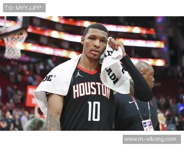 小贾巴里续约后自购手表庆祝期待在火箭度过余生涯