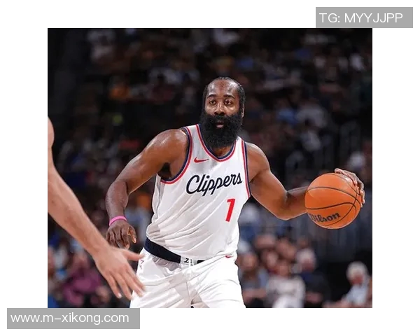 哈登谈比赛策略强调录像分析与调整的重要性 哈登谈比赛策略强调录像分析与调整的重要性