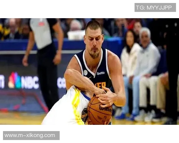 媒体人分析戈登与库里对决约基奇体能消耗成关键因素