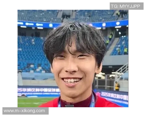 李新翔谈中超首年夺冠难度与对偶像武磊的崇敬之情 李新翔谈中超首年夺冠难度与对偶像武磊的崇敬之情